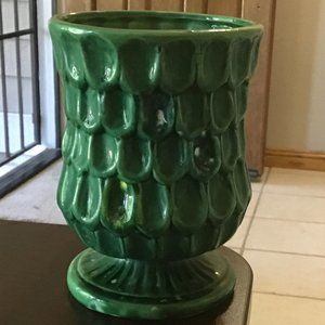 Mid Century Modern Rubens pottery vase, made in Japan, Mint Condition.